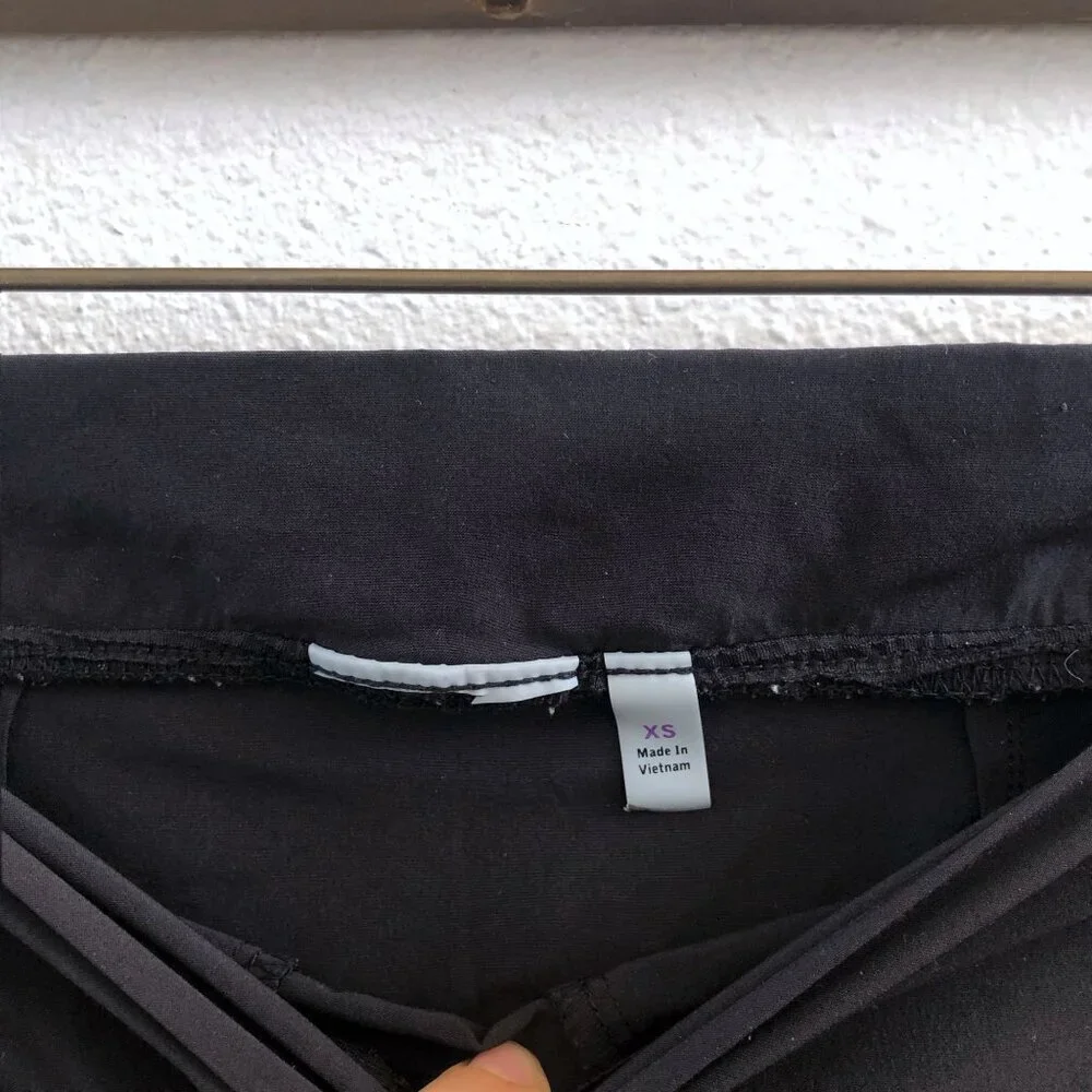 ATHLETA Mini Skirt in‎ Black XS Size - Picture 6 of 9